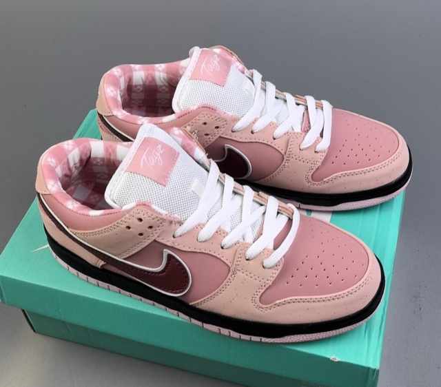 Women Nike Dunk SB 021